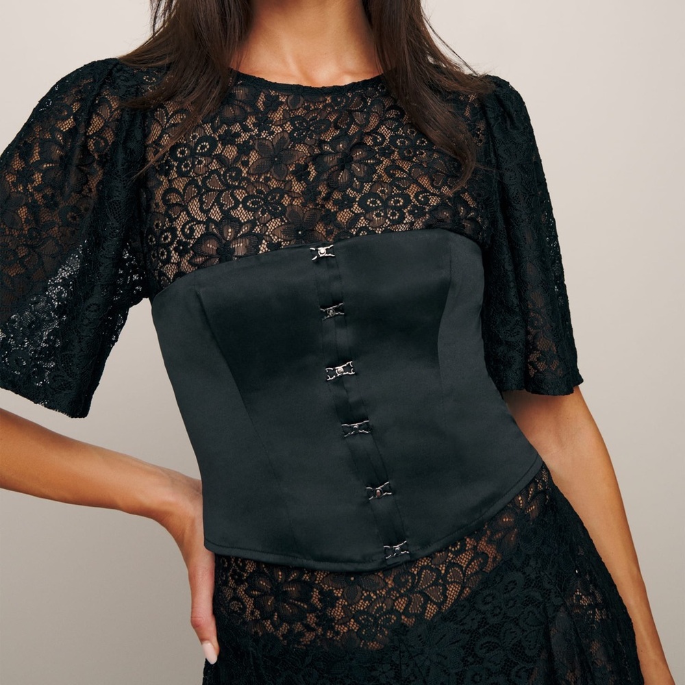 NWT Reformation x NYCB Jaclyn Satin Top in black